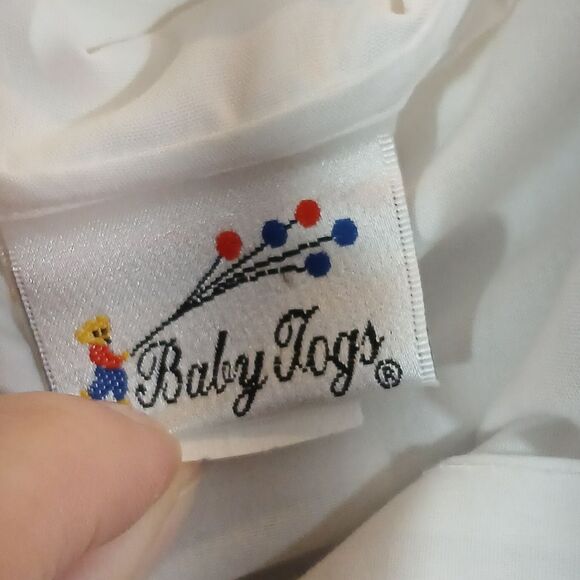 Vintage Embroidered Sailboat Baby Outfit - Picture 10 of 13